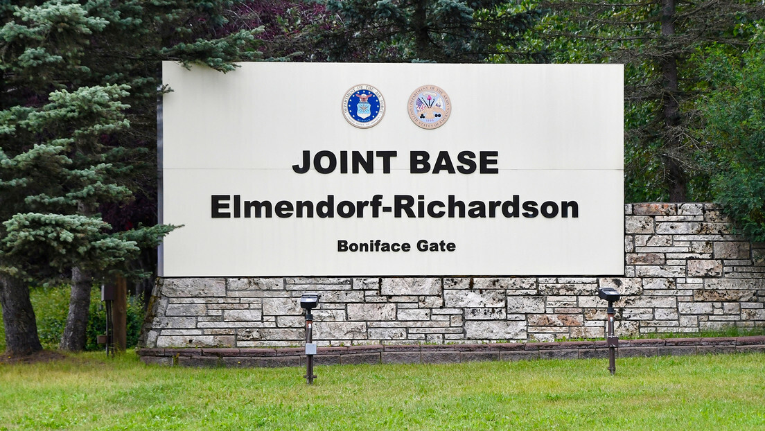 Assessor de Putin destaca importância histórica do local que sediará cúpula russo-americana