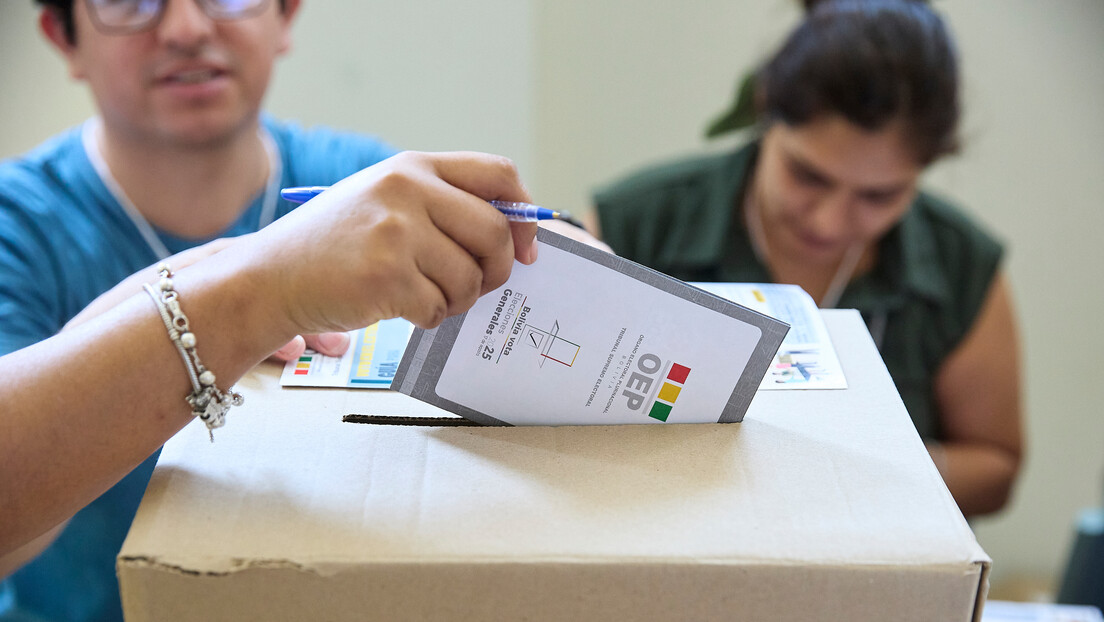 Eleições na Bolívia testam força da esquerda após racha no MAS e crise econômica