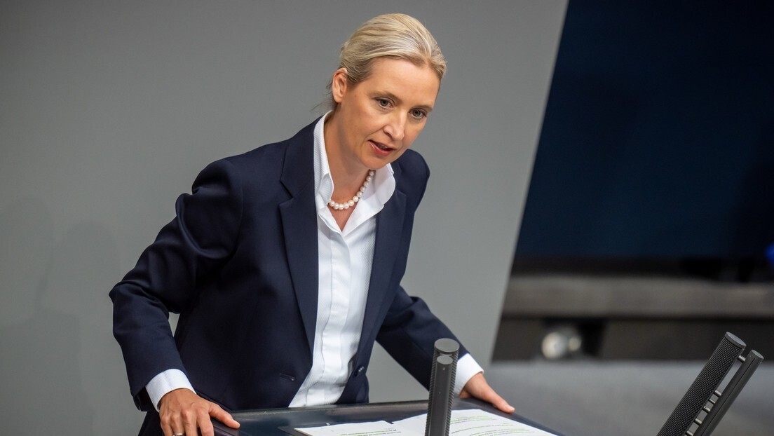 Envio de tropas de Berlim para a Ucrânia seria 'um erro fatal', diz líder da oposição alemã