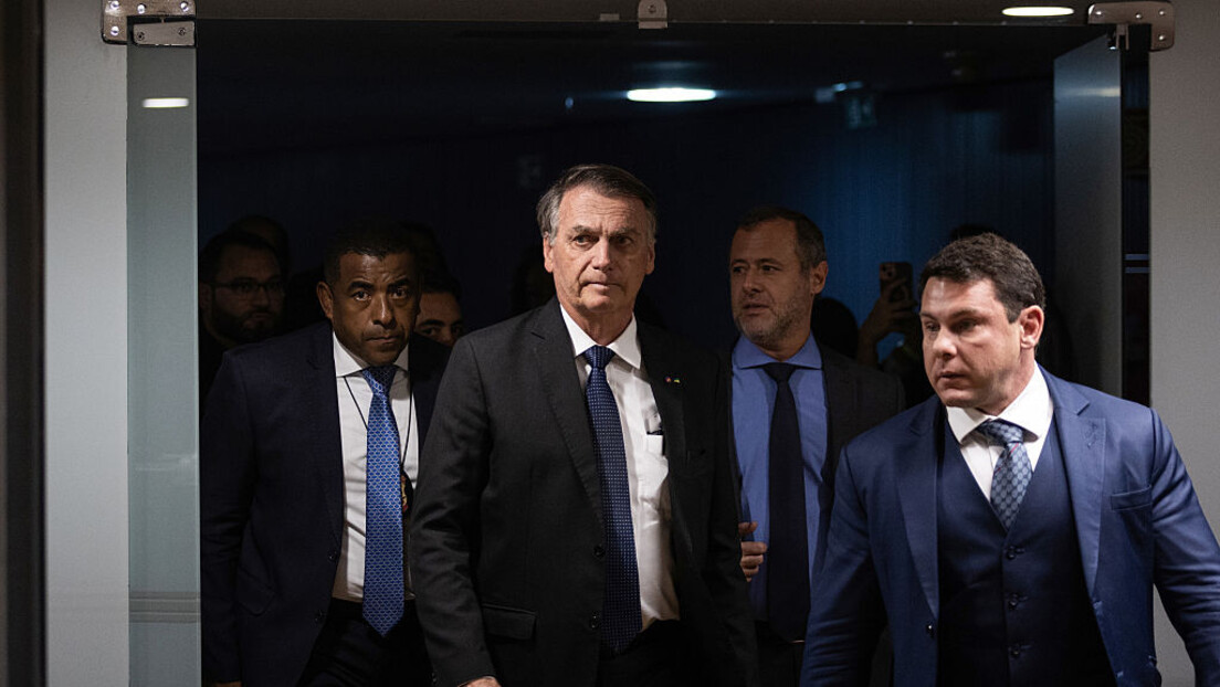 Moraes determina monitoramento integral de Bolsonaro pela Polícia Penal do DF