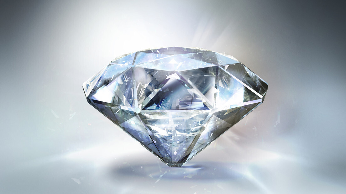 Brecha nas sanções: EUA autorizam importação limitada de diamantes russos