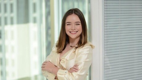 Brasileira aprovada em mestrado de Harvard iniciou faculdade de Direito aos 15 anos