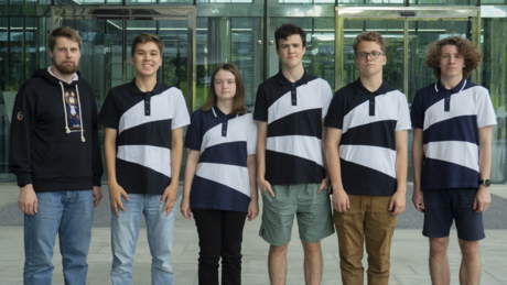 Estudantes russos conquistam medalhas de ouro e prata na Olimpíada Internacional de Informática