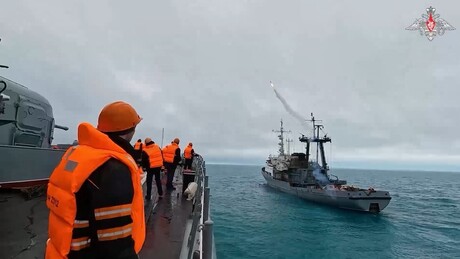 Assista vídeo épico dos navios da Frota do Norte da Rússia em ação