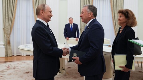 'Grande progresso': Trump comenta reunião entre Putin e Witkoff