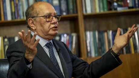 Cancelamento de visto dos EUA é ironizado por Gilmar Mendes em evento no STF