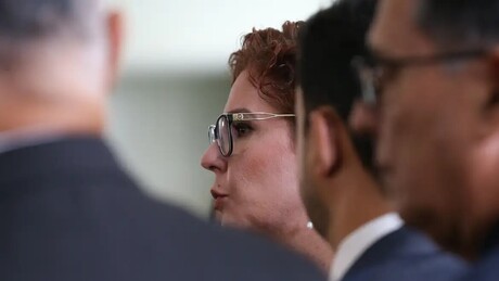 Itália marca data para decidir extradição de Carla Zambelli