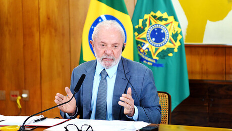 Lula defende reduzir dependência do dólar e cita experiência de comércio com a Argentina