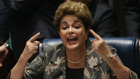 Aliados de Bolsonaro lembram Mais Médicos e exigem sanções de Trump contra Dilma e Padilha