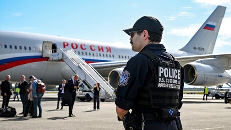 EUA revelam composição da delegação norte-americana para Cúpula do Alasca