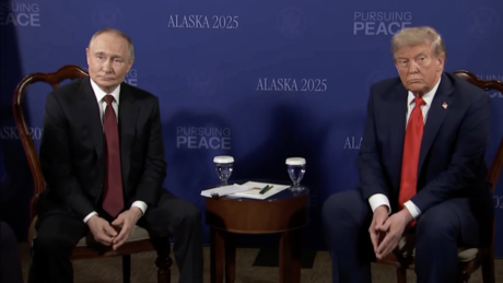 Encontro histórico: Putin e Trump iniciam conversas no Alasca