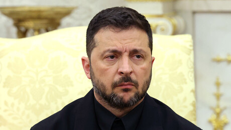 Zelensky afirma que não exigirá cessar-fogo para negociar com Putin