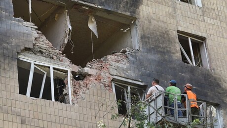 Em meio a diálogos pela paz, Ucrânia ataca civis e infraestrutura nuclear da Rússia