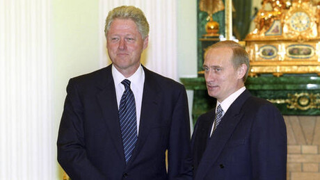 Documentos do governo dos EUA revelam que Clinton chegou a avaliar entrada da Rússia na OTAN