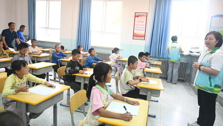 Cidade chinesa lança aulas de IA obrigatórias em todas as escolas