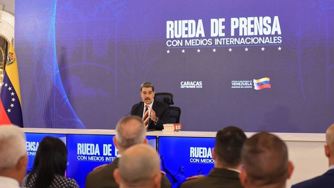 EUA posicionam oito navios com mísseis contra a Venezuela, denuncia Maduro