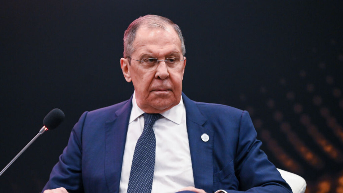 Lavrov acusa Ocidente de usar 'chantagem e sanções' para boicotar multipolaridade