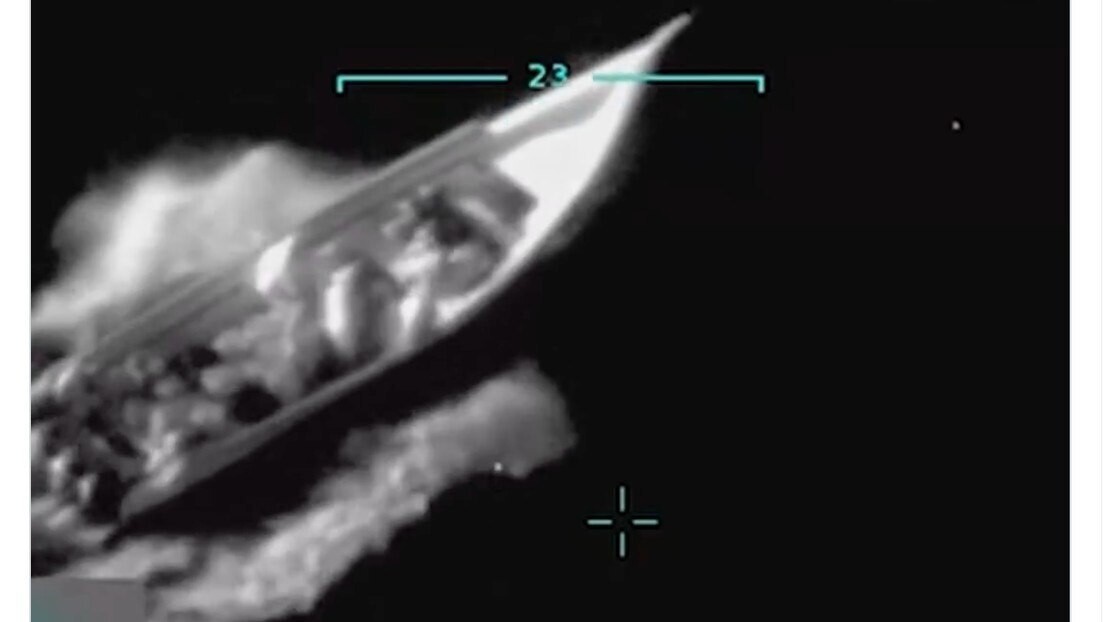 Trump divulga vídeo de ataque contra 'barco com drogas' no sul do Caribe