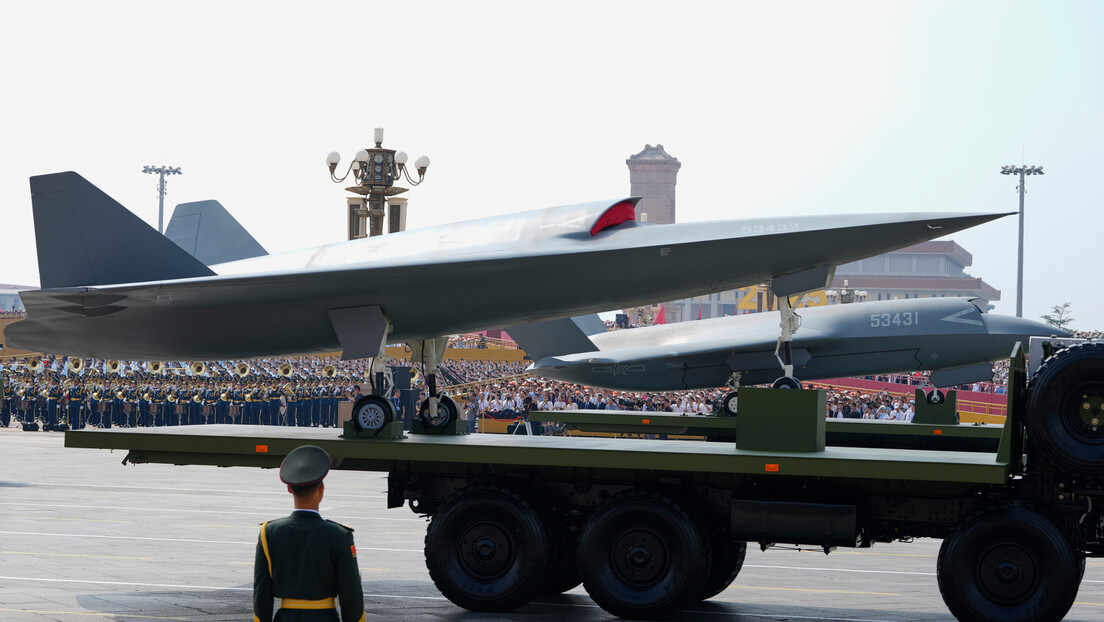 'Sem um exército forte, não há politica externa': À RT, especialista comenta megadesfile em Pequim