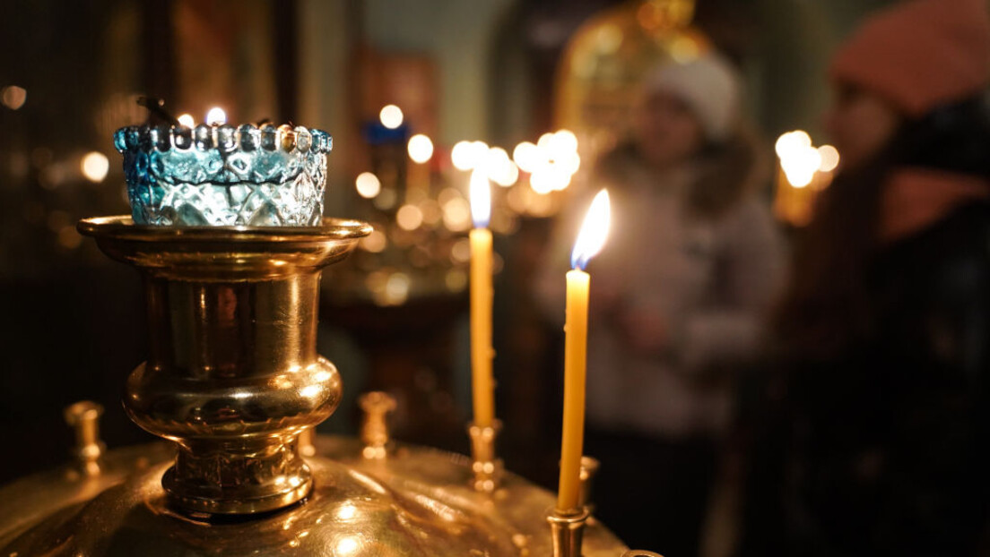Ucrânia dá passo decisivo para banimento da maior igreja cristã do país