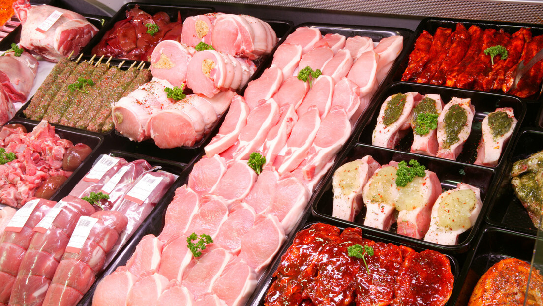 China impõe tarifas de até 62% à carne suína da UE em resposta a taxação de carros elétricos