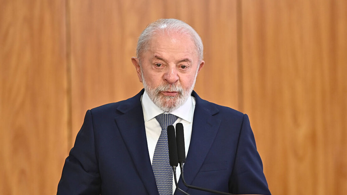 Lula diz que 'Brasil ficará do lado da paz' em eventual conflito entre EUA e Venezuela