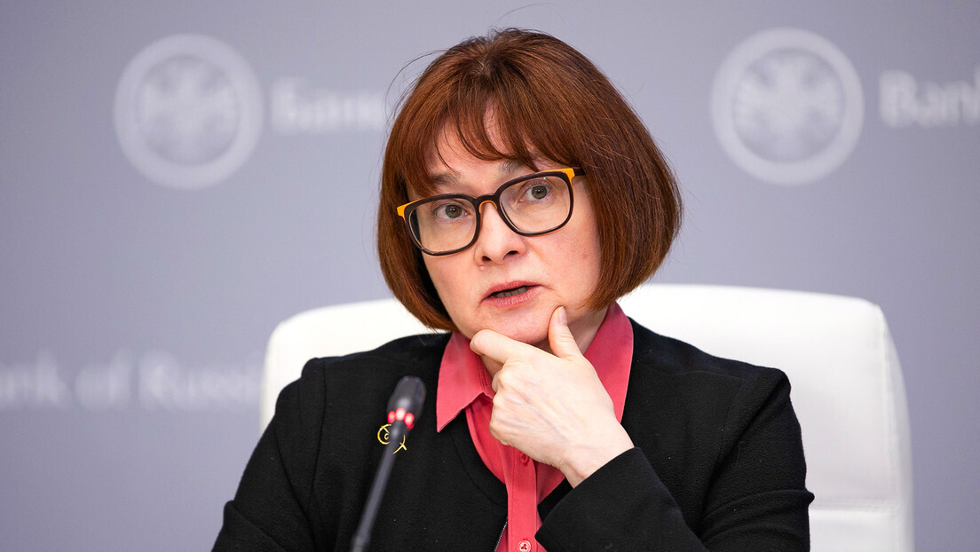 Banco Central da Rússia reduz taxa básica de juros