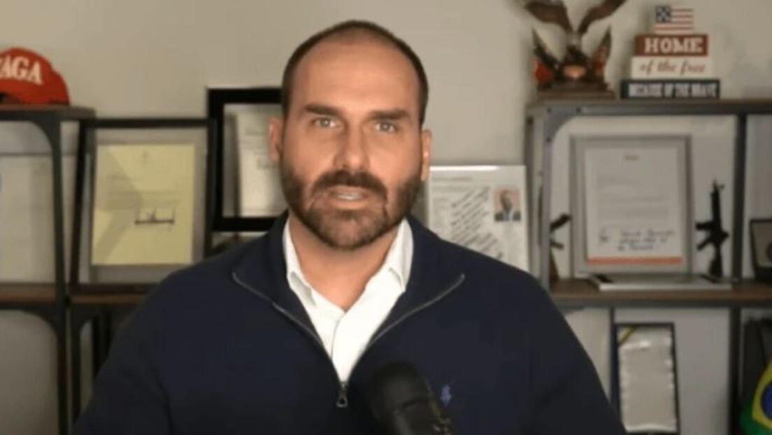 Eduardo Bolsonaro assume liderança da minoria e garante blindagem contra faltas