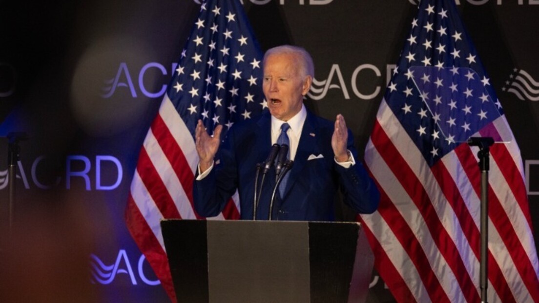 EUA encerram 'mecanismos de censura' lançados por Biden