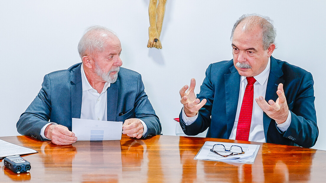 Governo comunica que empresas afetadas por tarifaço podem solicitar fundos do Brasil Soberano