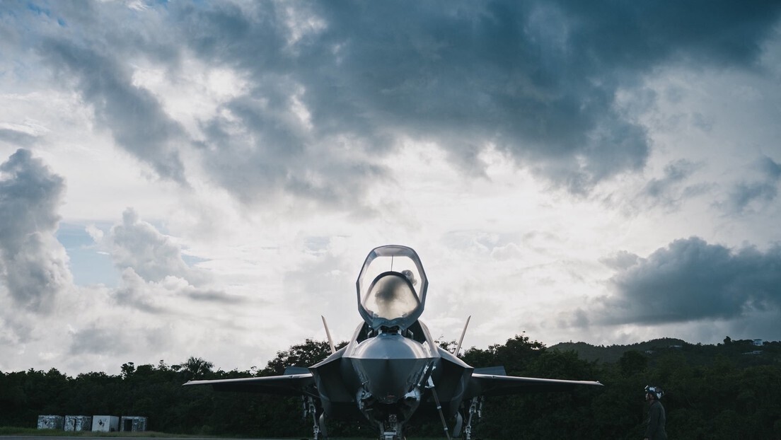 EUA confirma envio de caças de última geração para Porto Rico em meio a agressões no Caribe