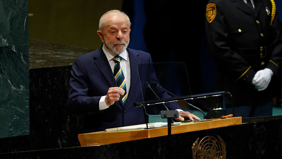 Zelensky achou que graças à ajuda do Ocidente, ia 'ganhar a guerra rapidinho', diz Lula