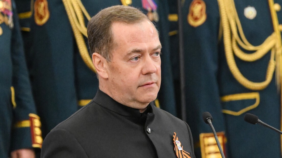 Ex-presidente russo adverte Zelensky: Moscou possui armas que tornam abrigos anti-bombas inúteis