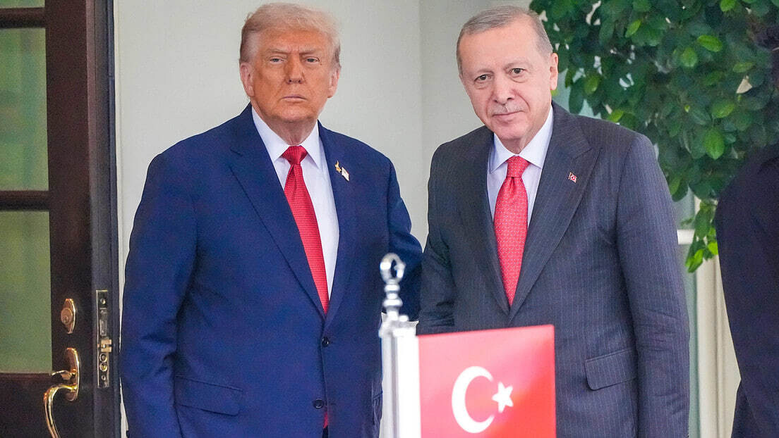 Trump se reúne com Erdogan na Casa Branca