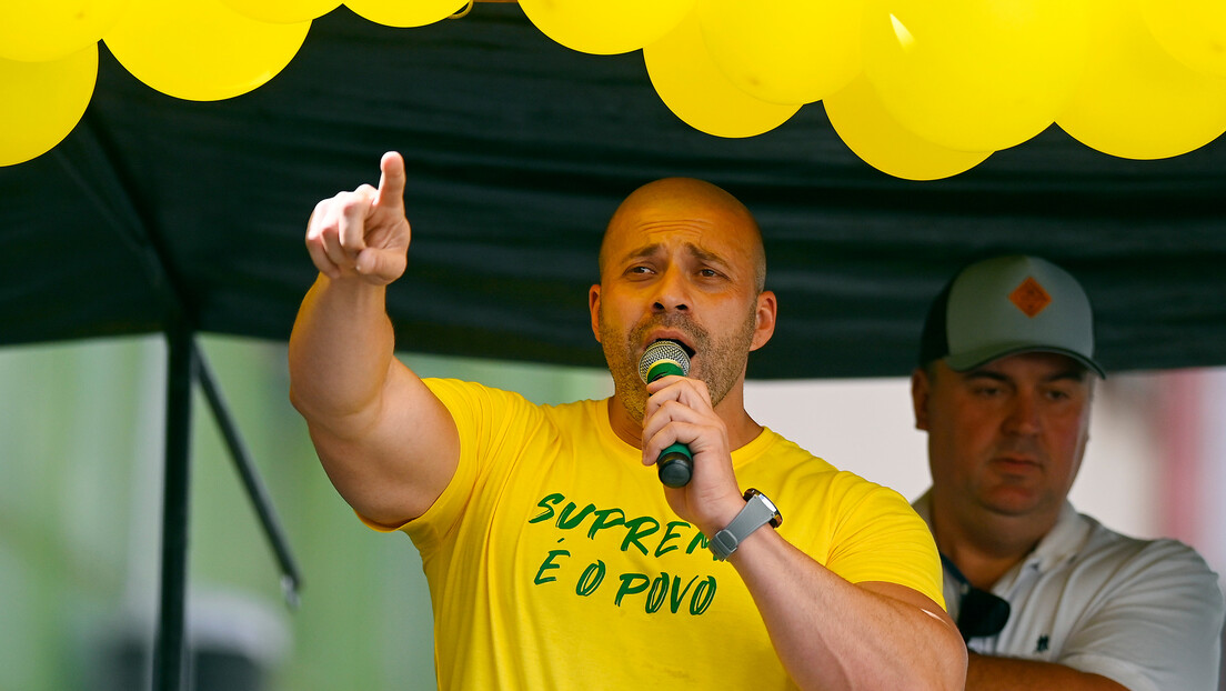 Moraes autoriza Daniel Silveira a cumprir pena em regime aberto com tornozeleira