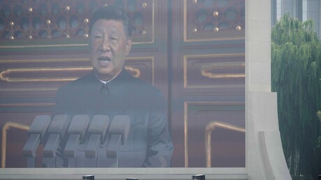 Hoje, o mundo precisa escolher entre guerra e paz novamente, diz Xi em megadesfile em Pequim