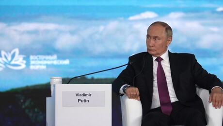 Putin discursa no Fórum Econômico do Leste (VERSÃO COMPLETA)