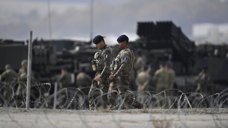 Se tropas da OTAN aparecerem na Ucrânia, serão alvos legítimos, diz Putin