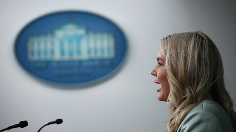 Casa Branca comenta julgamento de Bolsonaro e diz estar pronta para usar 'poderio militar' contra Brasil