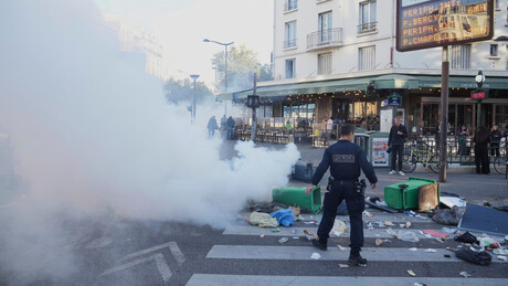 Analista econômico alerta que França ruma para 'buraco negro'