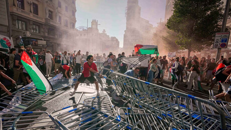 Atos pró-palestinos tomam conta de Madrid e causam cancelamento de importante evento de ciclismo