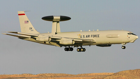 EUA estão realizando voos militares frequentes próximos à costa venezuelana, denuncia Caracas