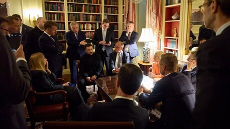 Rússia diz que não há lugar para UE nas negociações sobre Ucrânia