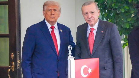 Trump se reúne com Erdogan na Casa Branca