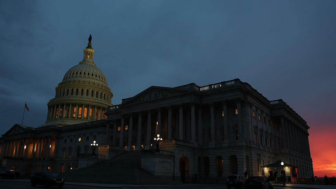 O que fecha e o que segue funcionando durante 'shutdown' nos EUA?
