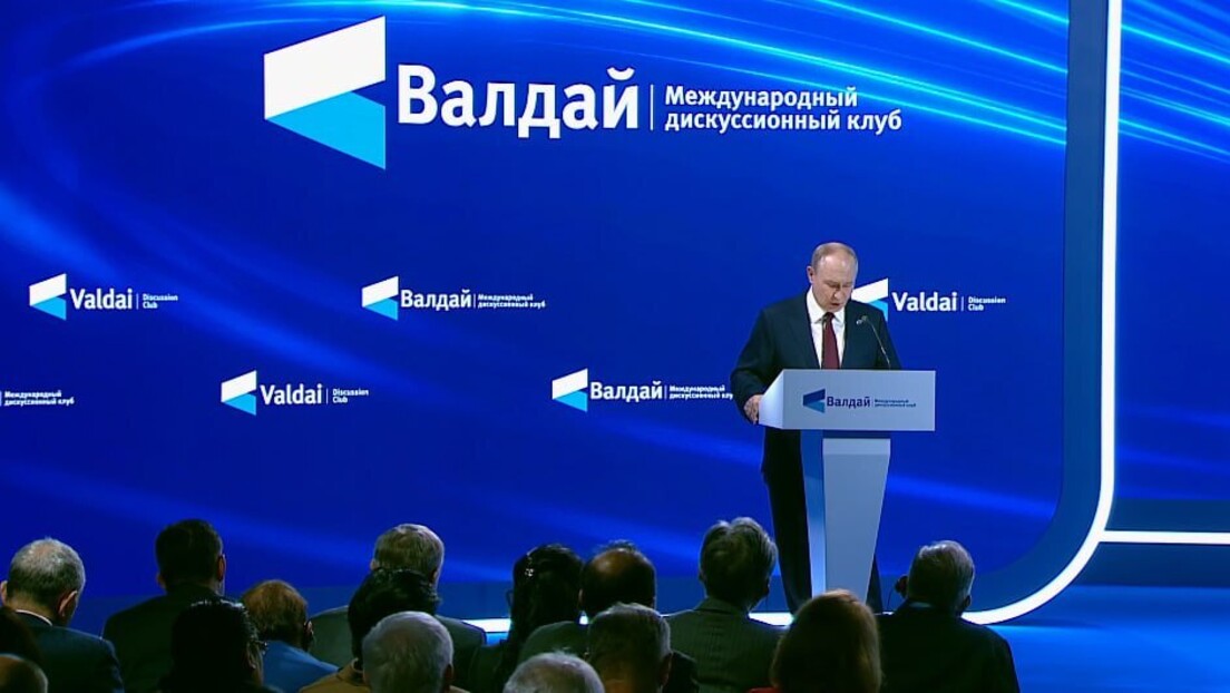 'Acalmem-se, durmam tranquilos', diz Putin para líderes europeus que temem 'ataque russo'