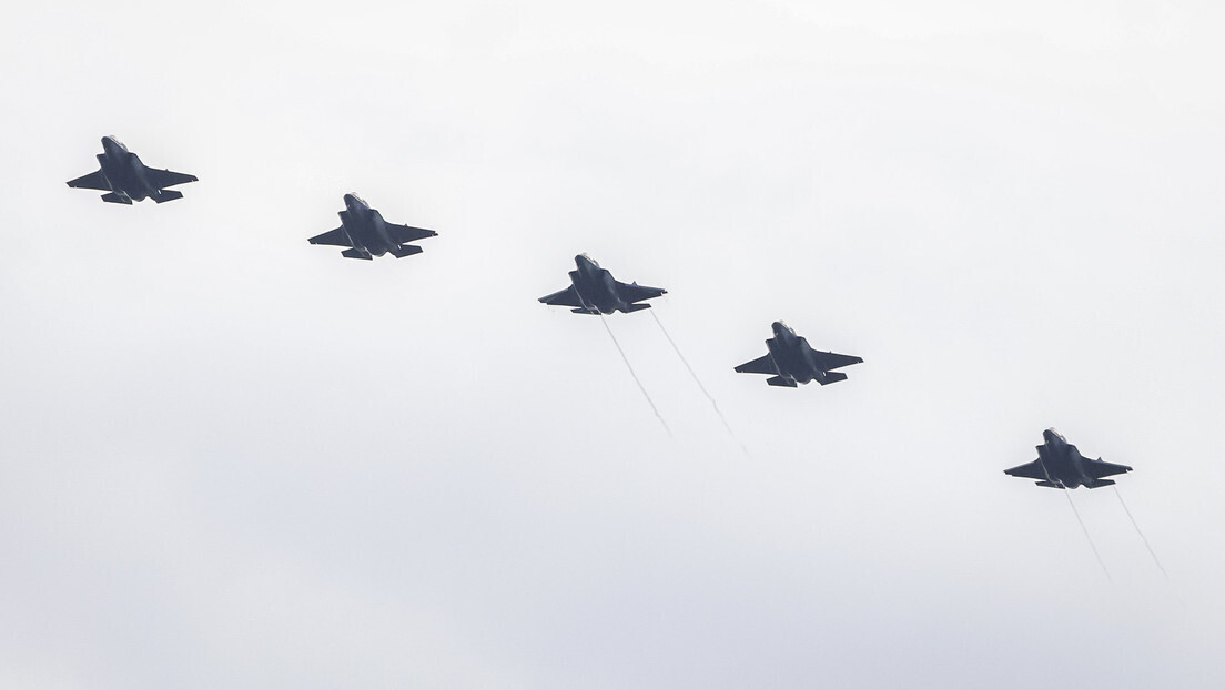 Cuba denuncia 'incursão ilegal' de caças dos EUA junto à fronteira da Venezuela