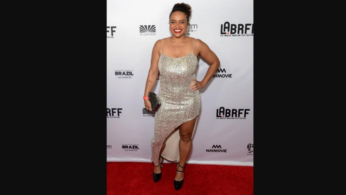 Governo brasileiro acompanha caso de cineasta detida pelo ICE em Los Angeles