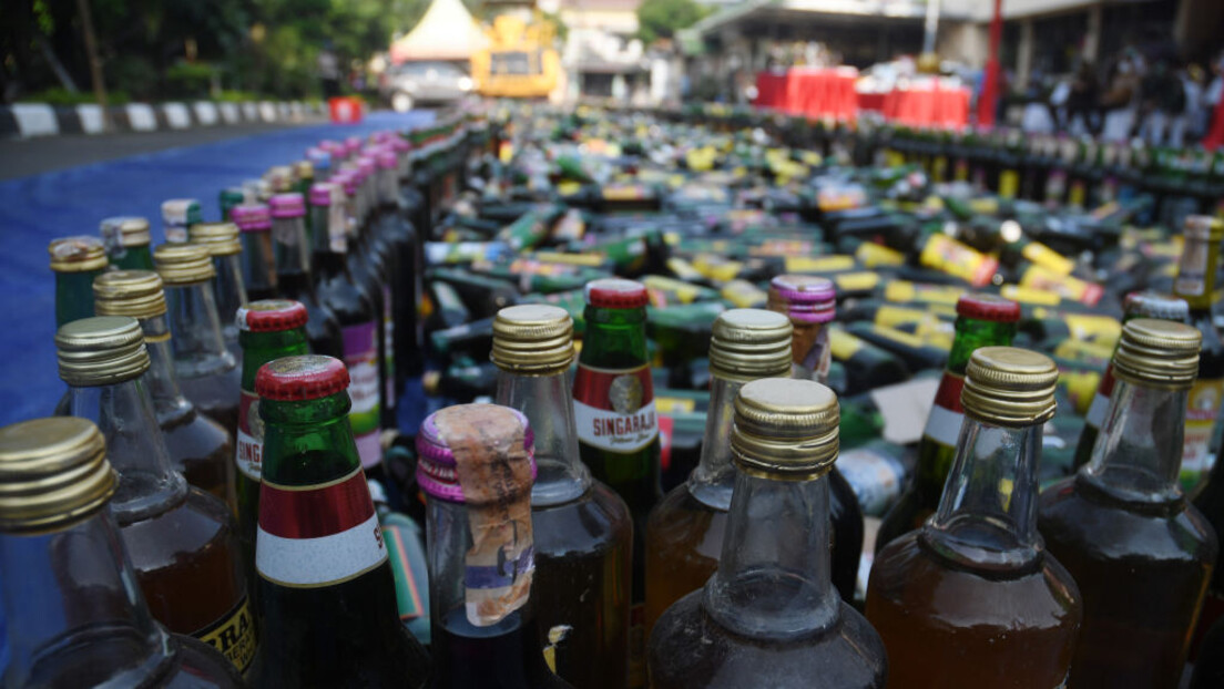 Governo de SP confirma segunda morte por metanol; intoxicação é investigada em 12 estados