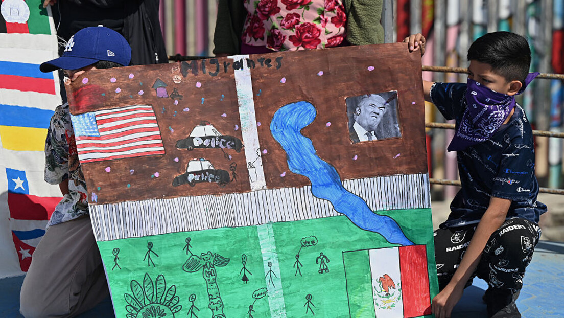 Governo Trump oferece 2,5 mil dólares para migrantes menores de idade deixarem os EUA